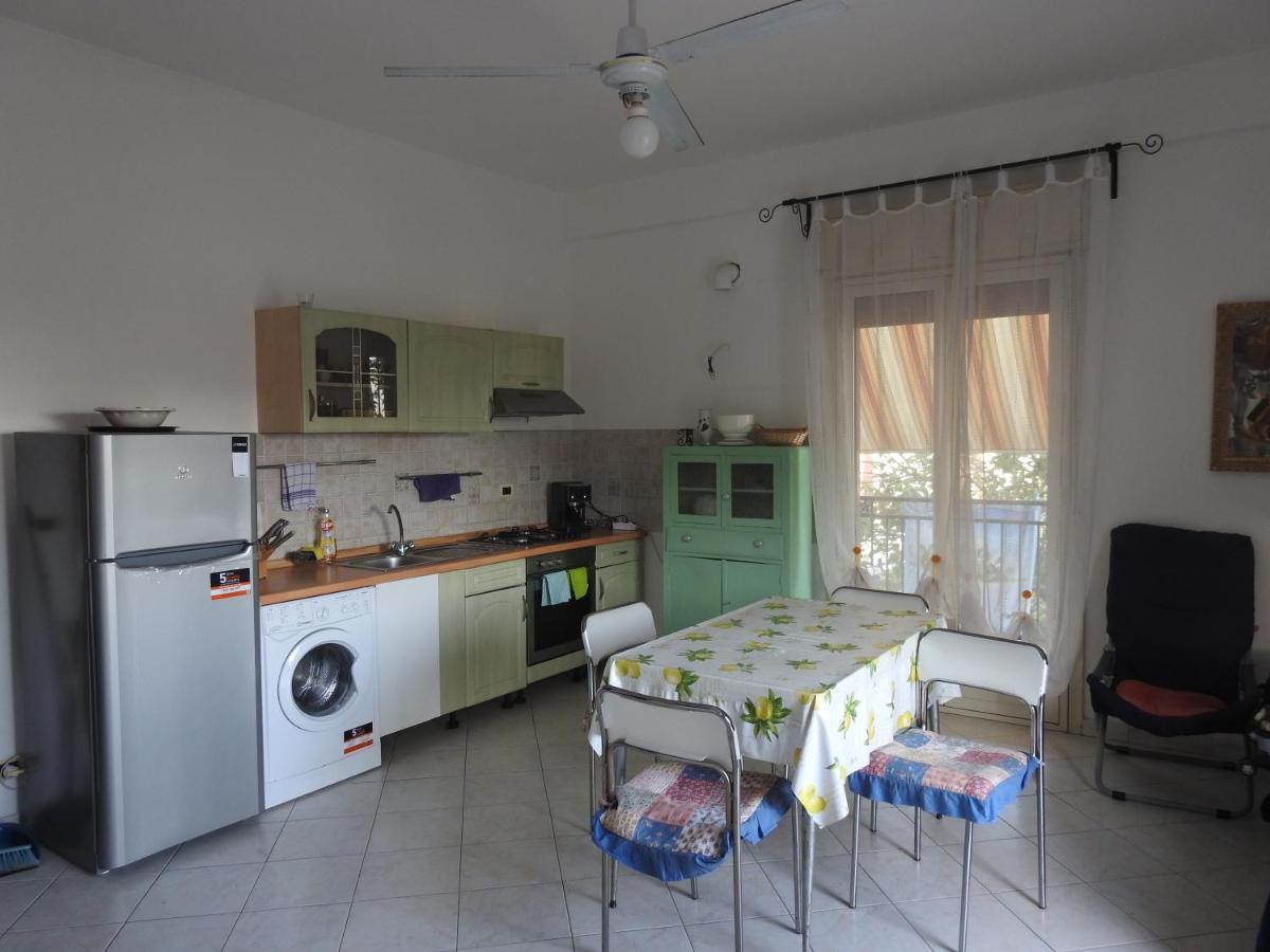 Ferienwohnung Leonardo Capaci Exterior foto