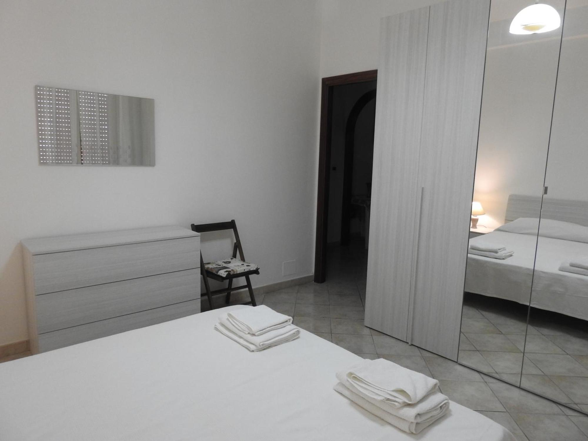 Ferienwohnung Leonardo Capaci Exterior foto